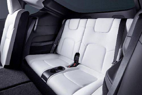 تيسلا  (2024-2025)موديل واي Rear Seats