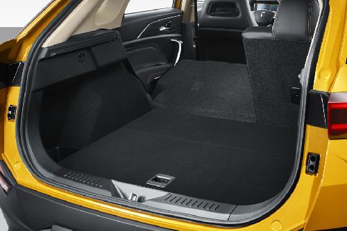 Folding Seats of Bestune T77 Pro